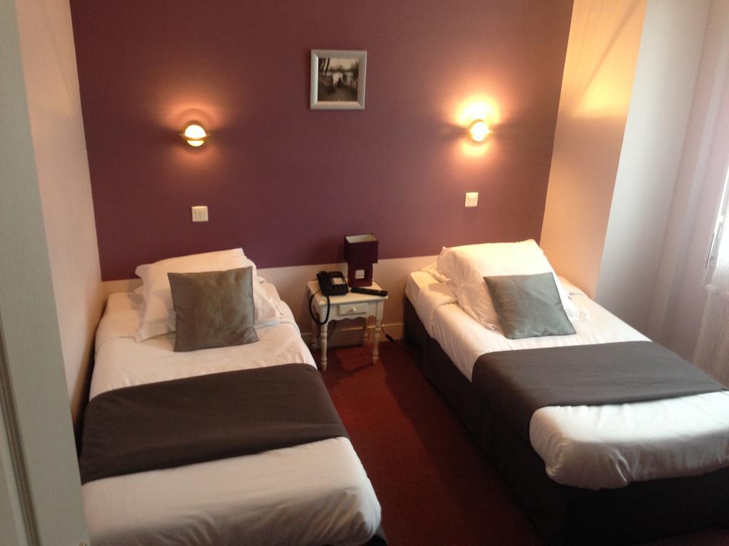 Hostellerie Excalibur Saumur Cameră foto